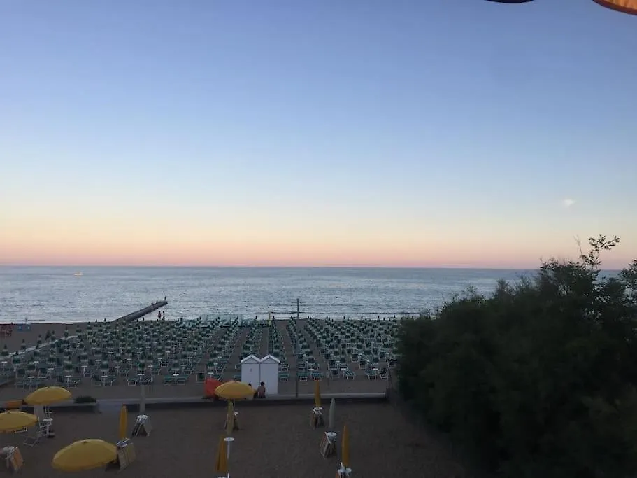 Appartamento Fronte Mare Jesolo Lido 0*, Lido di Jesolo