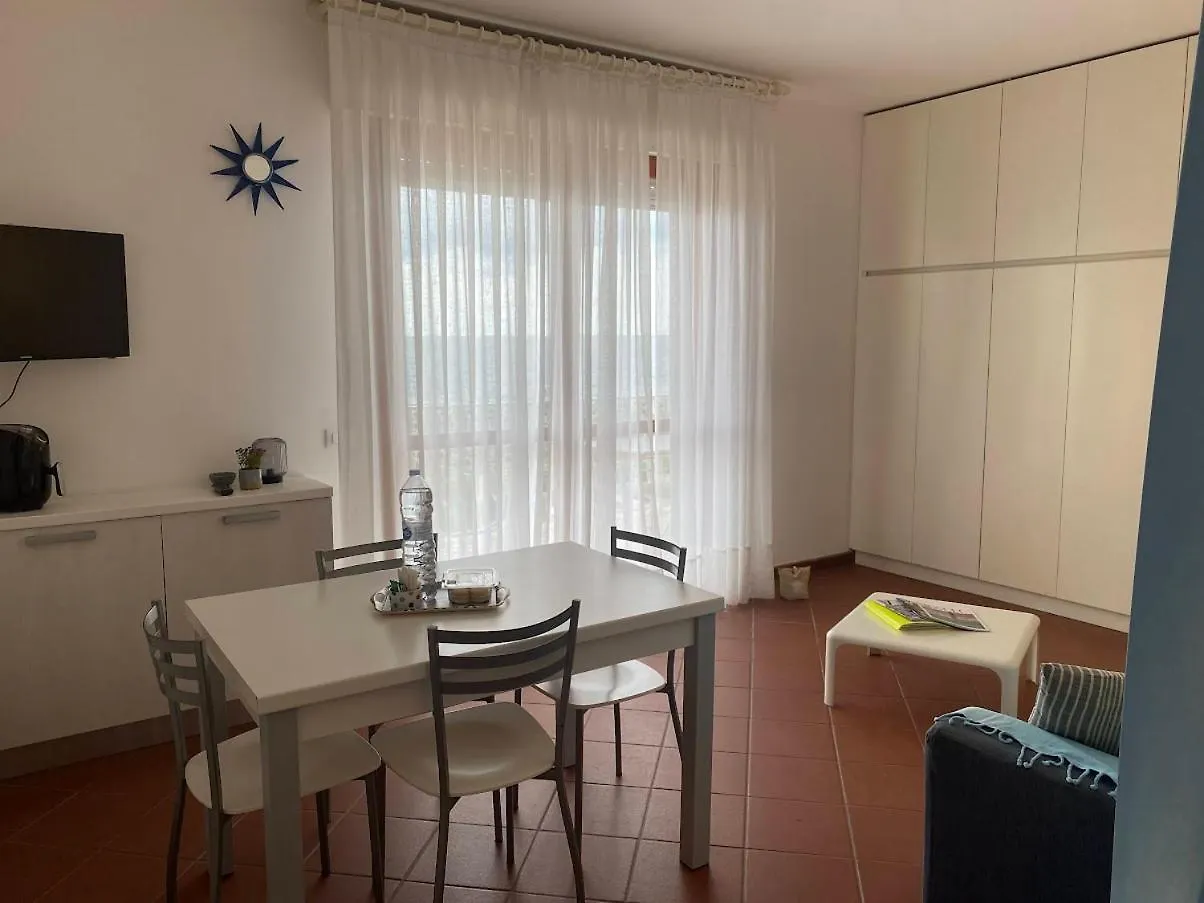 Lägenhet Appartamento Fronte Mare Jesolo Lido Italien