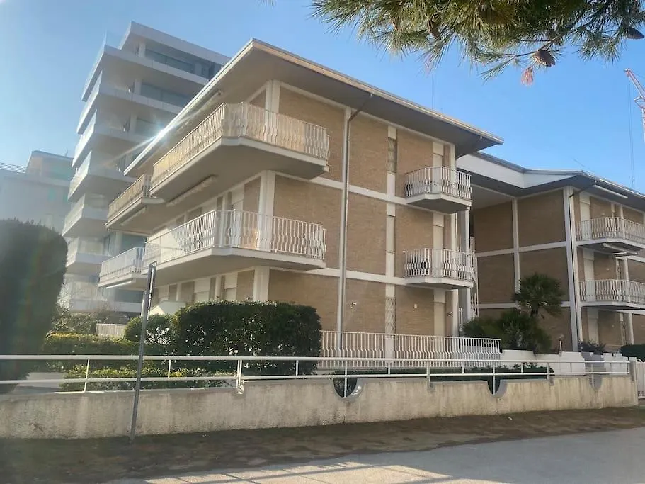 Apartment Appartamento Fronte Mare Jesolo Lido